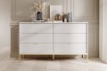 Komoda z szufladami Novi biała aranżacja złota