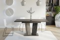 Stół DORA II rozłożony 120-160 cm czarny marmur-czarny w aranżacji.